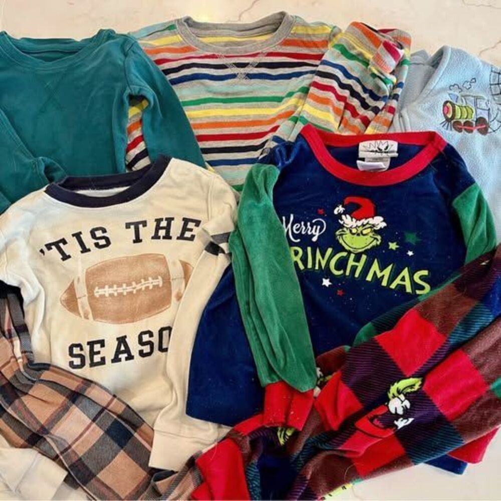 Toddler Pajamas Lot 2T 3T 4 Sets Primary Grinch Christmas HALO SleepSack